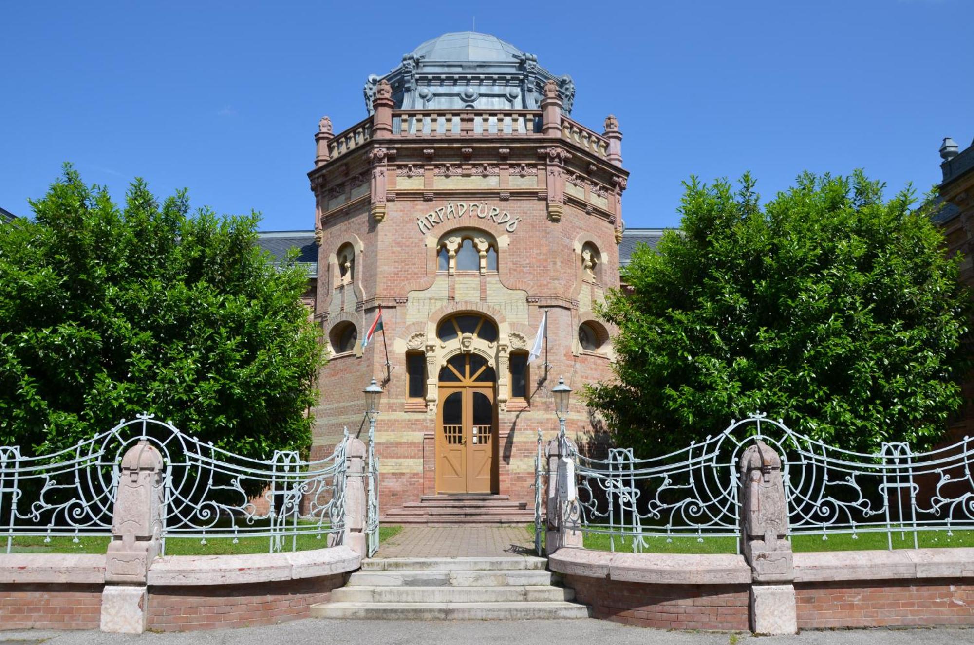 Belvaros Resort Apartman & Spa Székesfehérvár Zewnętrze zdjęcie